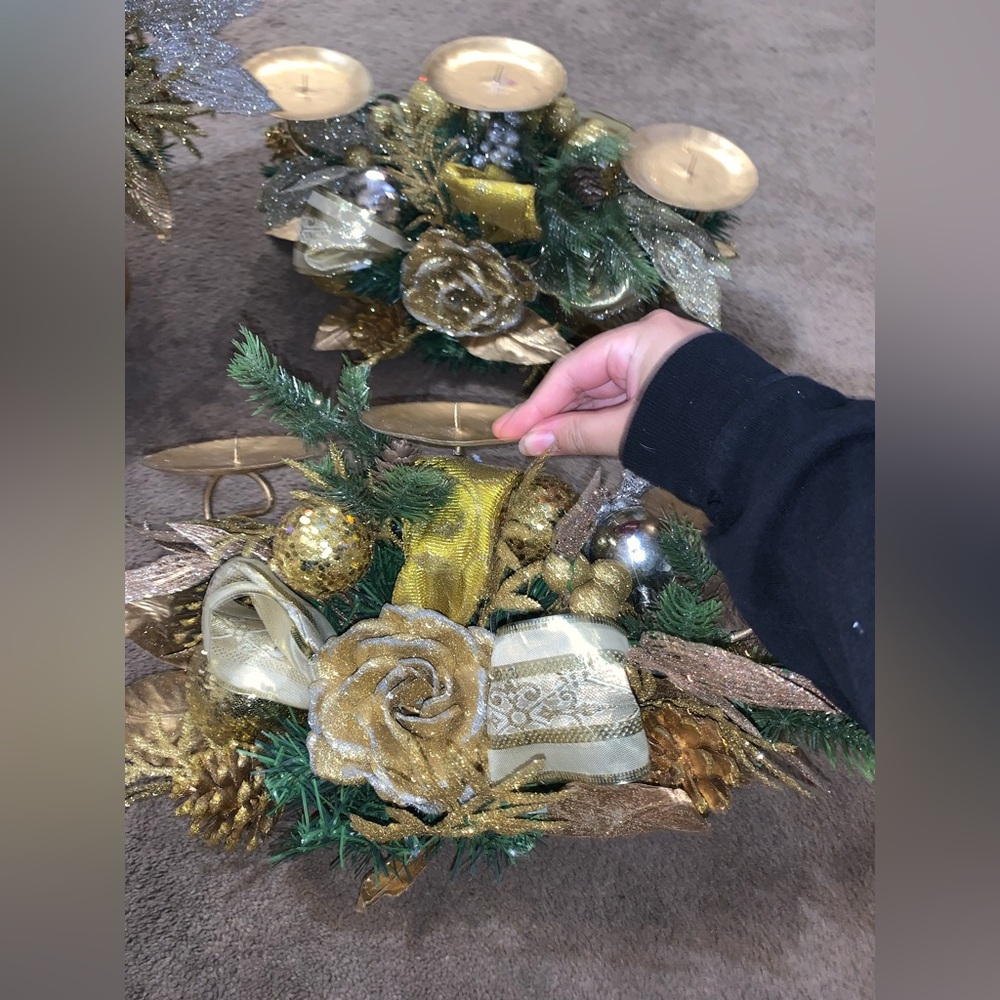 Elegant Gold and Green Holiday candle holders set 2